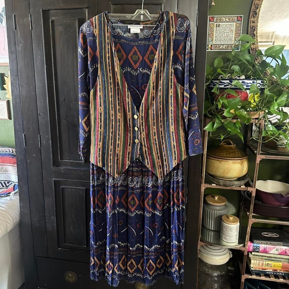Vintage Allison gray size 6‎ multi-coloured Aztec print dress with matching vest
